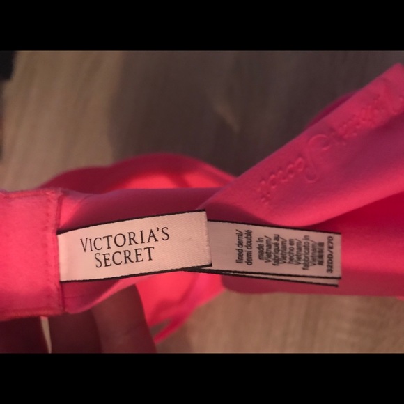 💗NWOT - 2 Name Brand Bras Bundle!🖤 - Picture 10 of 14